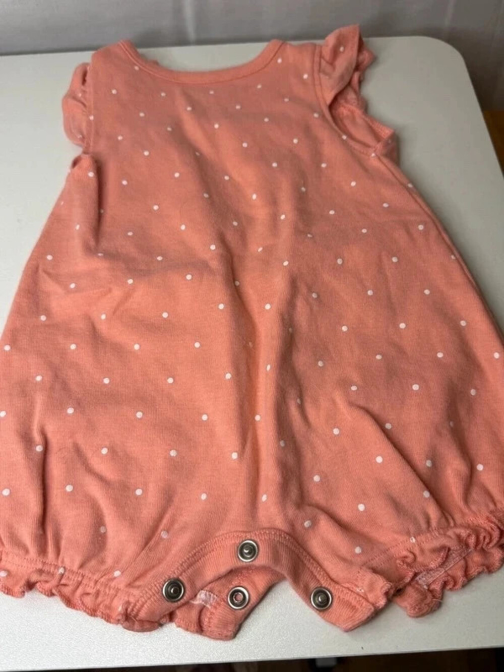 Two rompers 0-3 month - Picture 3 of 7